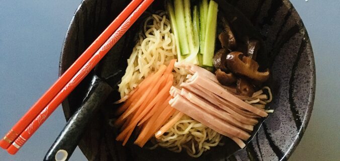 kold nudel suppe