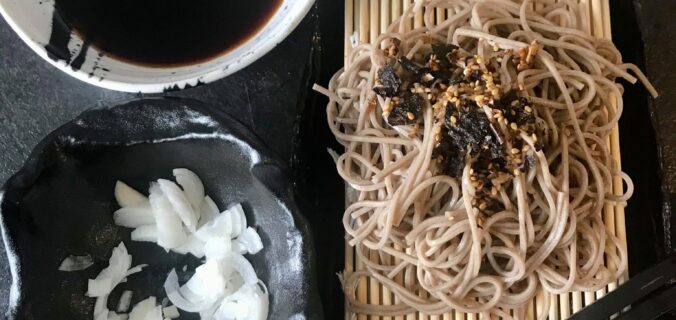 soba kold nudle suppe