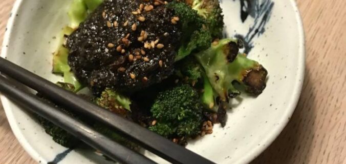 sort sesam dressing